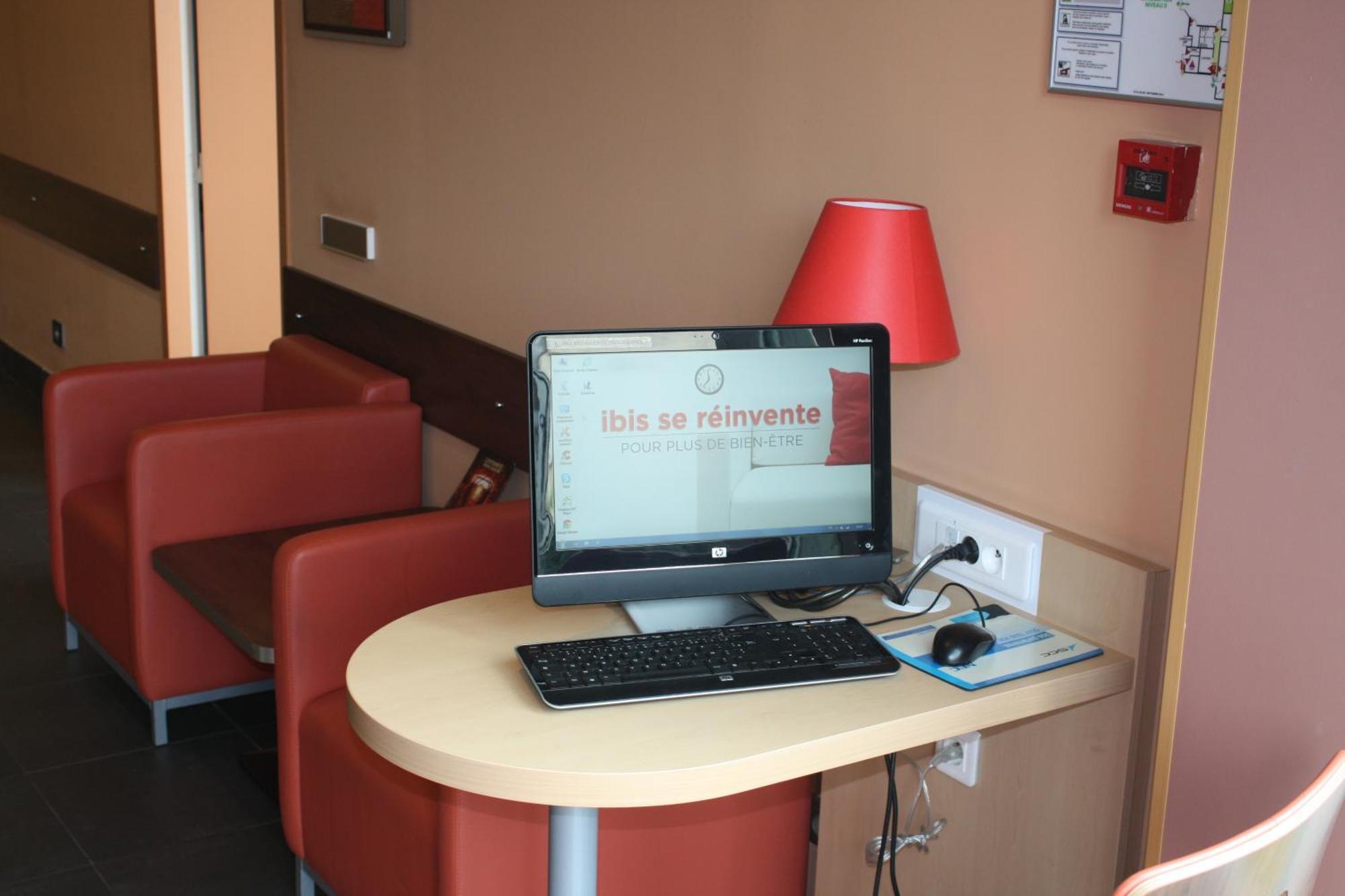 Ibis Lyon Sud Chasse Sur Rhone Hotell Eksteriør bilde