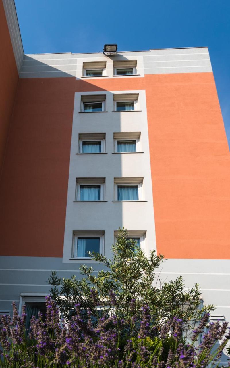 Ibis Lyon Sud Chasse Sur Rhone Hotell Eksteriør bilde